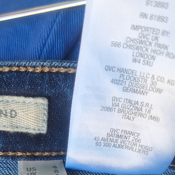 Boyfriend Jeans Floral Print Daisy Patch Coastal Cowgirl Embroidery Stitch 4 - Picture 11 of 16